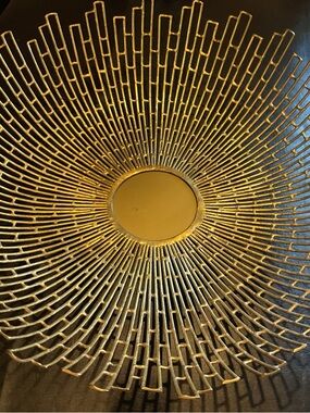 ANTIQUE MID CENTURY MODERN GOLD SUNBRUST CENTERPIECE.WIRE FRAMEWORK